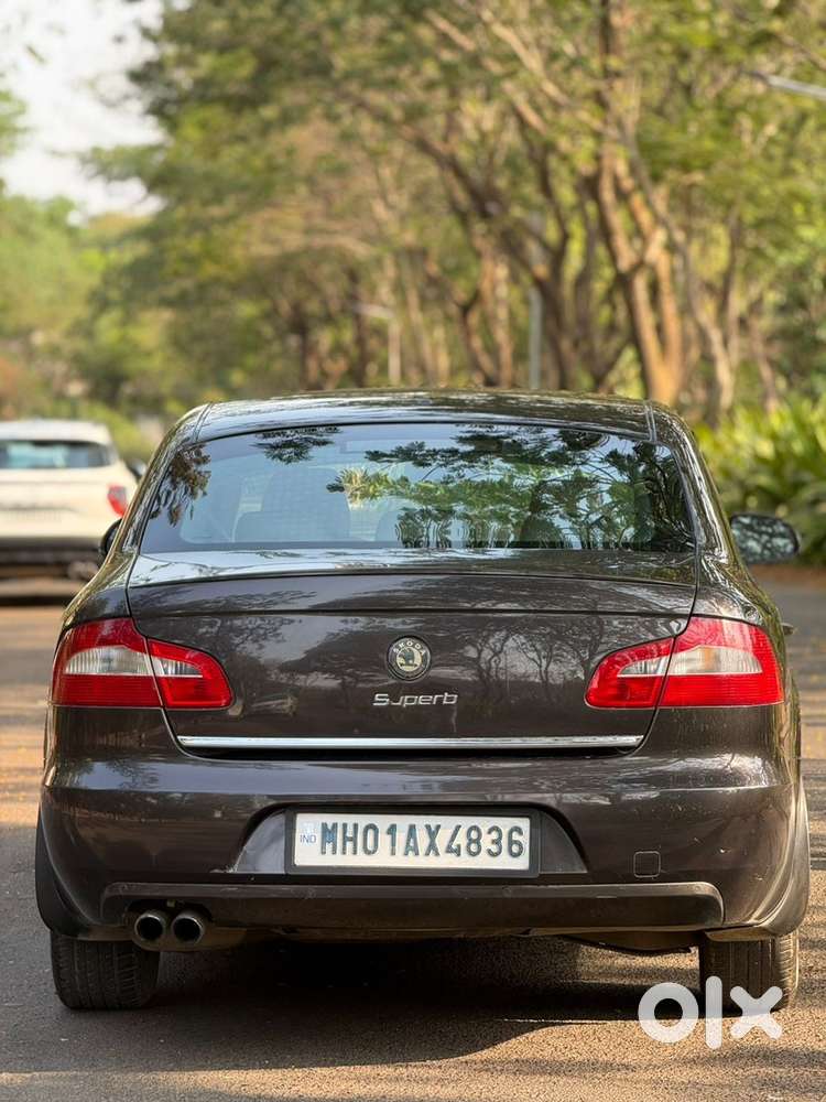 Skoda Superb Elegance 2011