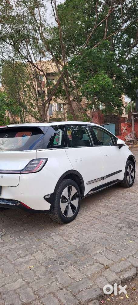 Mg Windsor Ev Essence, 2025, Electric