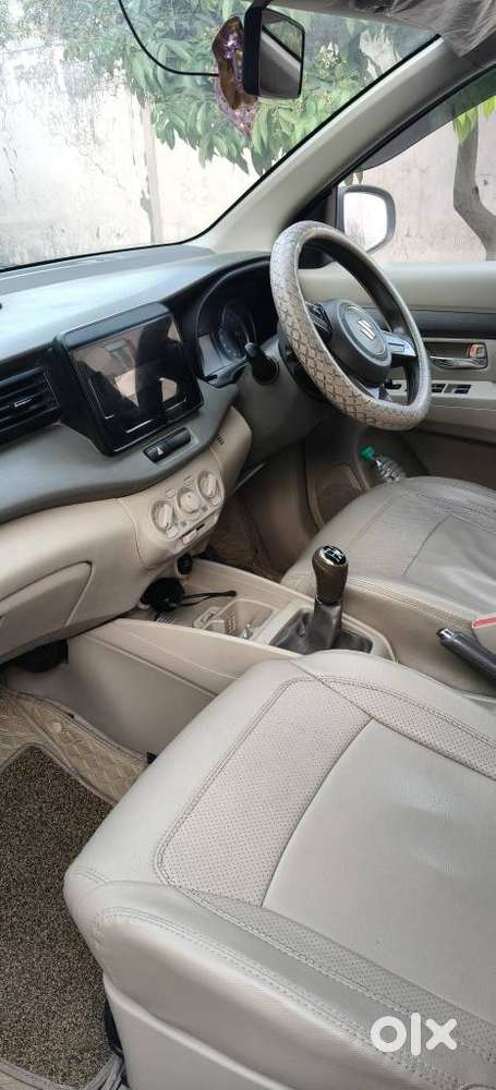 Maruti Suzuki Ertiga 2022-2023 Vxi Cng, 2022, Cng & Hybrids