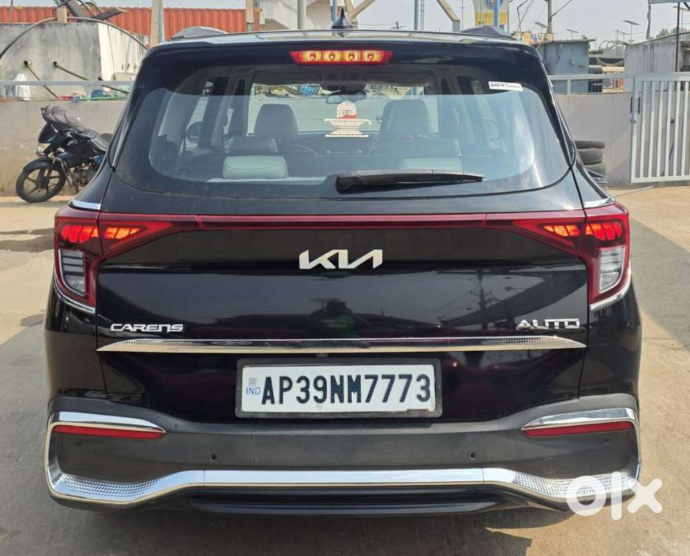 Kia Carens Luxury (o)1.5 Diesel At 7 Str, 2022, Diesel