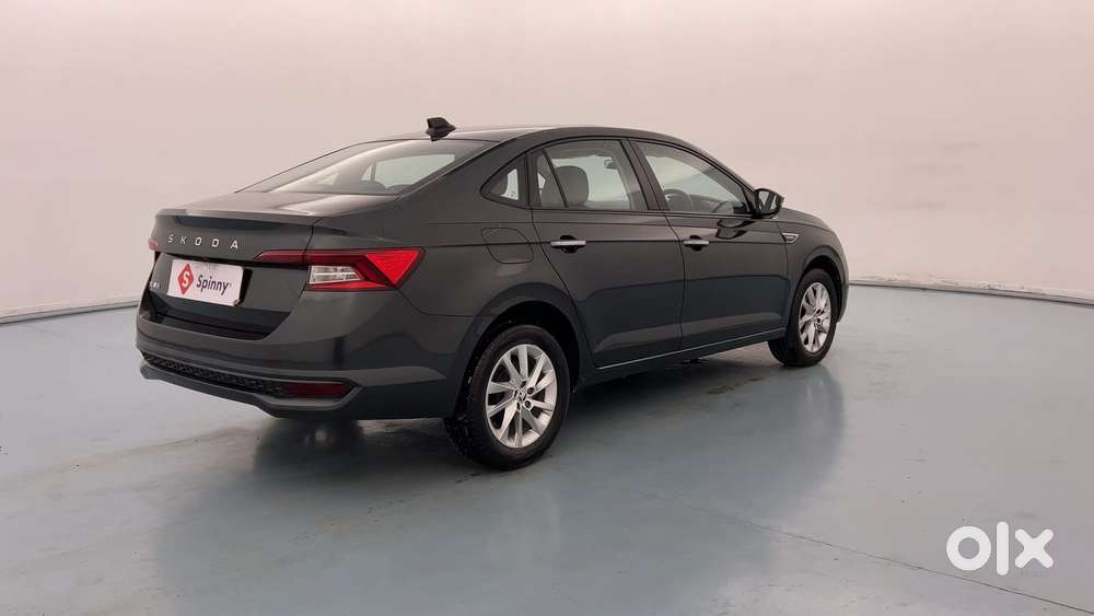 Skoda Slavia Ambition 1.0l Tsi Mt, 2025, Petrol