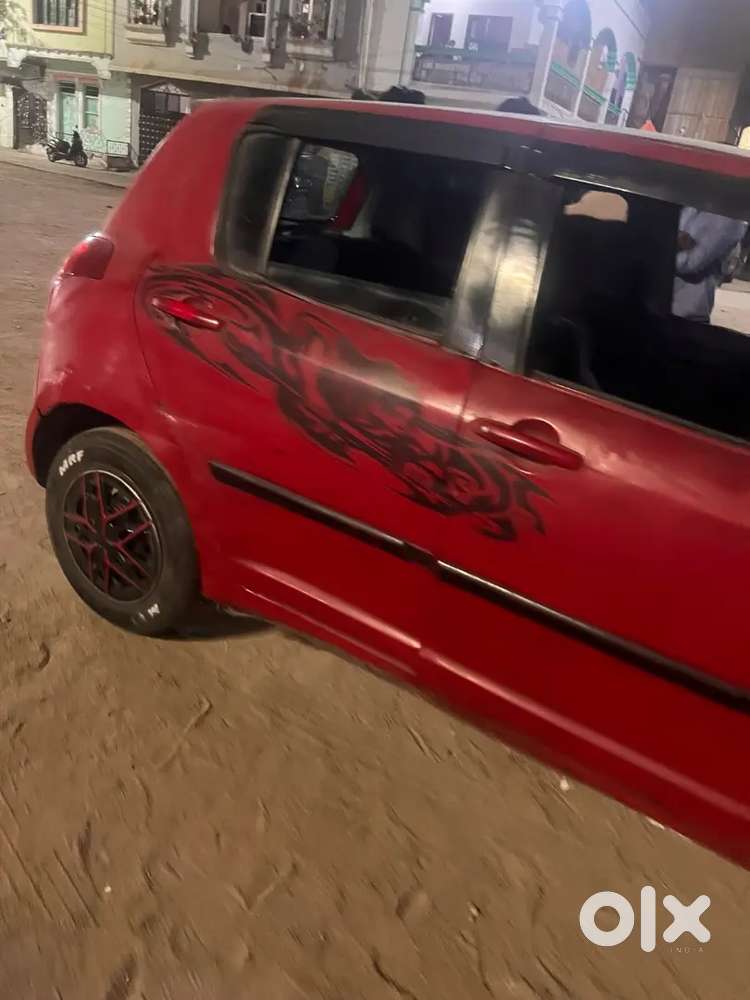 2005 Petrol Varient