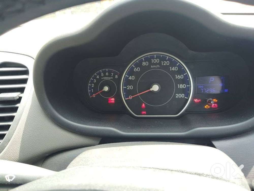 Hyundai I10 Sportz 1.2 At, 2011, Petrol