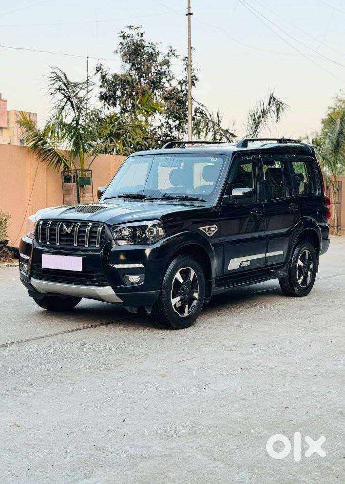 Mahindra Scorpio Classic 2.2 S Mt 7 Str, 2023, Diesel
