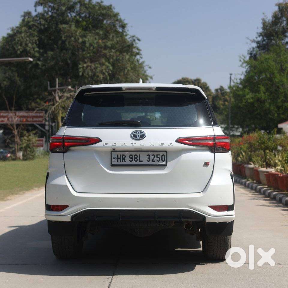 Toyota Fortuner 2.8 Gr-s, 2023, Diesel