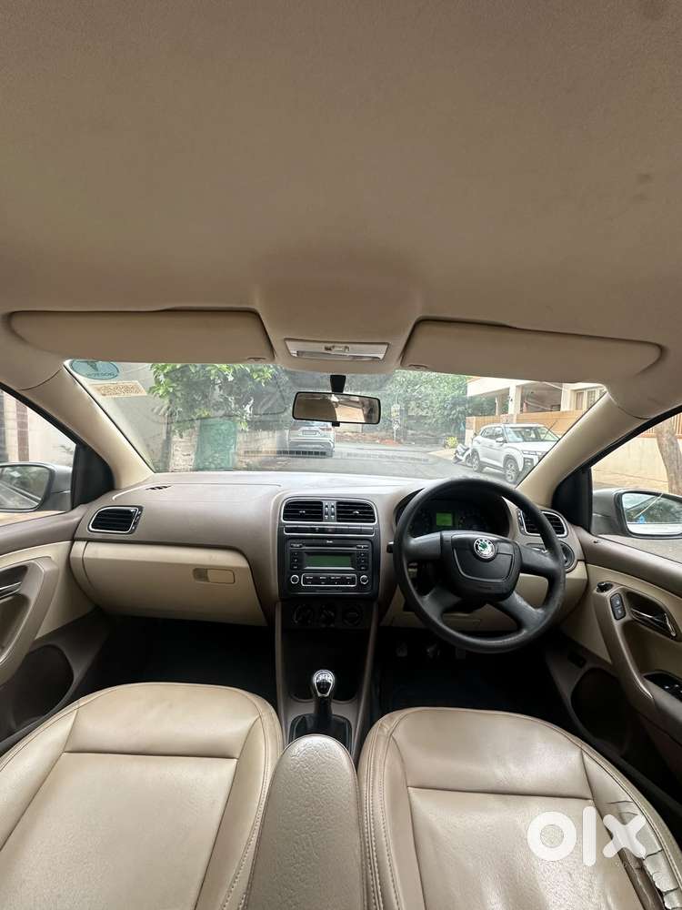 Skoda Rapid 1.6 Tdi Ambition Plus, 2012, Petrol