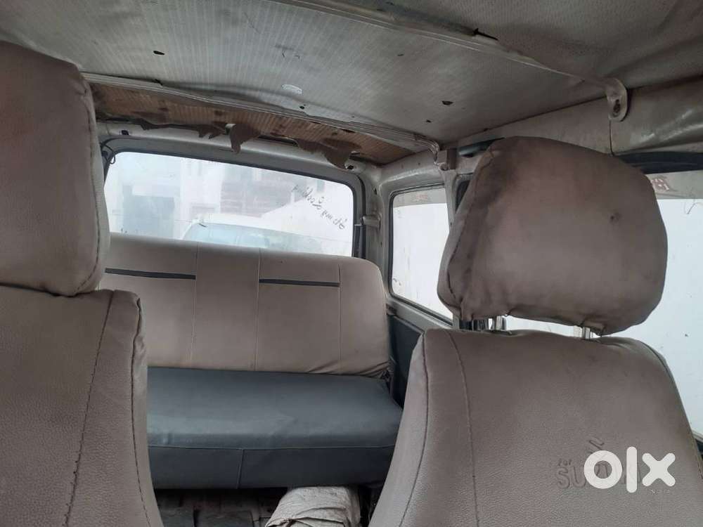 Maruti - Omni Lpg Std Bs 111- Silky Silver - July 2011