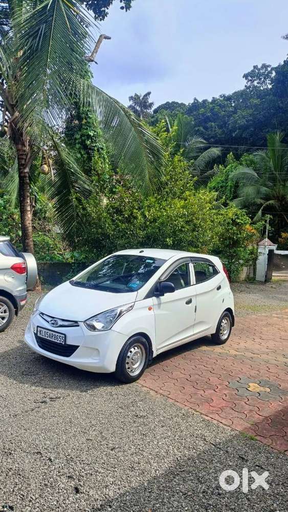 Hyundai Eon Era +, 2018, Petrol