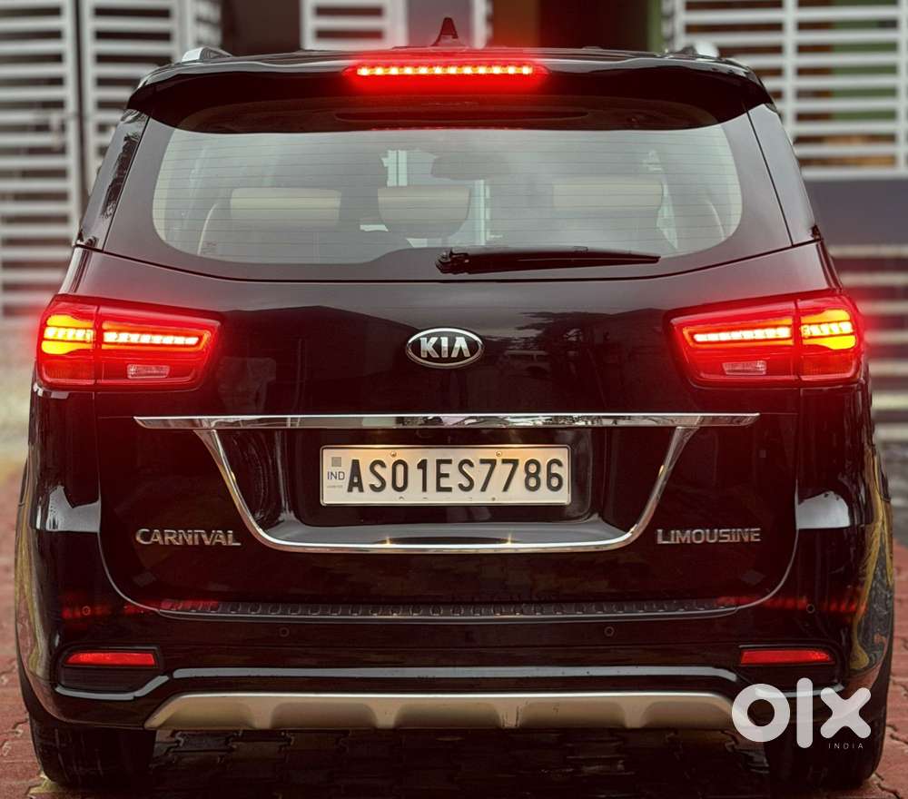 Kia Carnival Limousine Plus 7 Str, 2021, Diesel