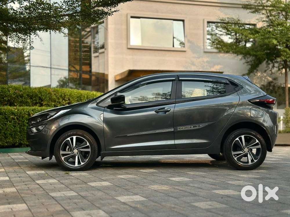 Tata Altroz 1.2 Xza Plus, 2023, Petrol