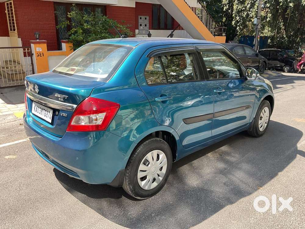 Maruti Suzuki Swift Dzire 1.2 Vxi Bsiv, 2014, Petrol