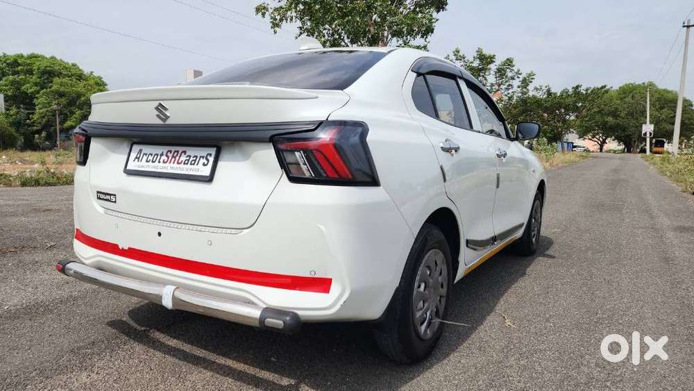 Maruti Suzuki Swift Dzire Lxi Option, 2025, Petrol