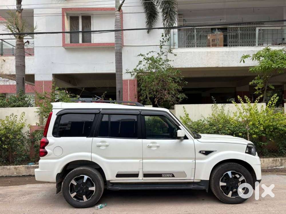 Mahindra Scorpio Classic 2.2 S 11 Mt 7 Str, 2022, Diesel