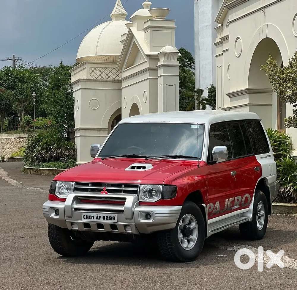 Mitsubishi Pajero Sfx 2011