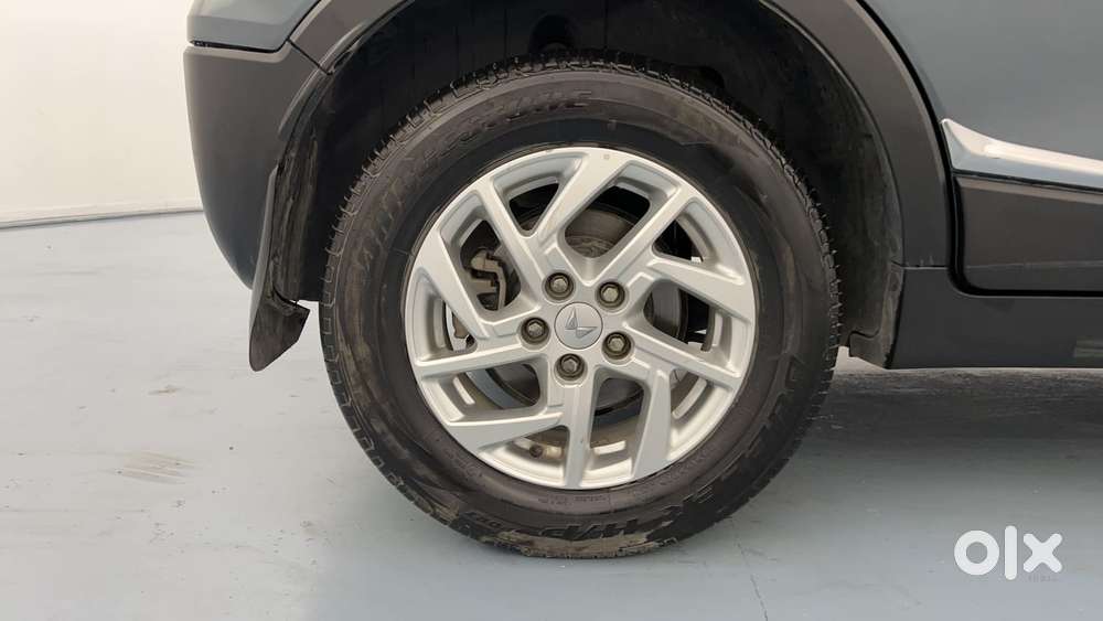 Mahindra Xuv300 W8 Diesel, 2023, Diesel