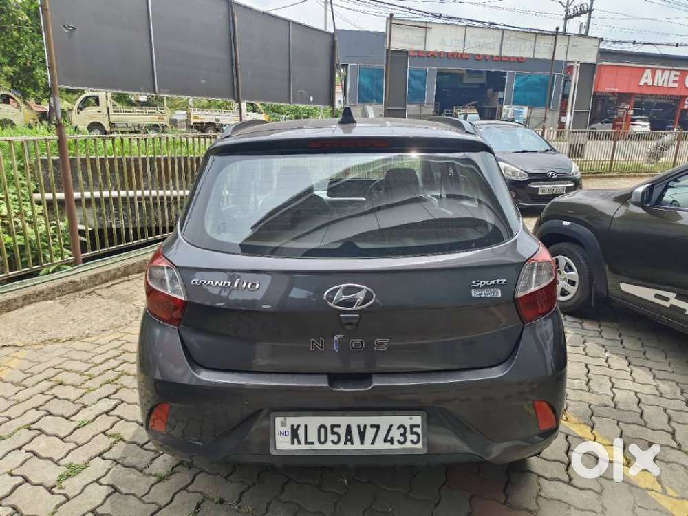Hyundai Grand I10 Nios Amt Sportz, 2020, Petrol