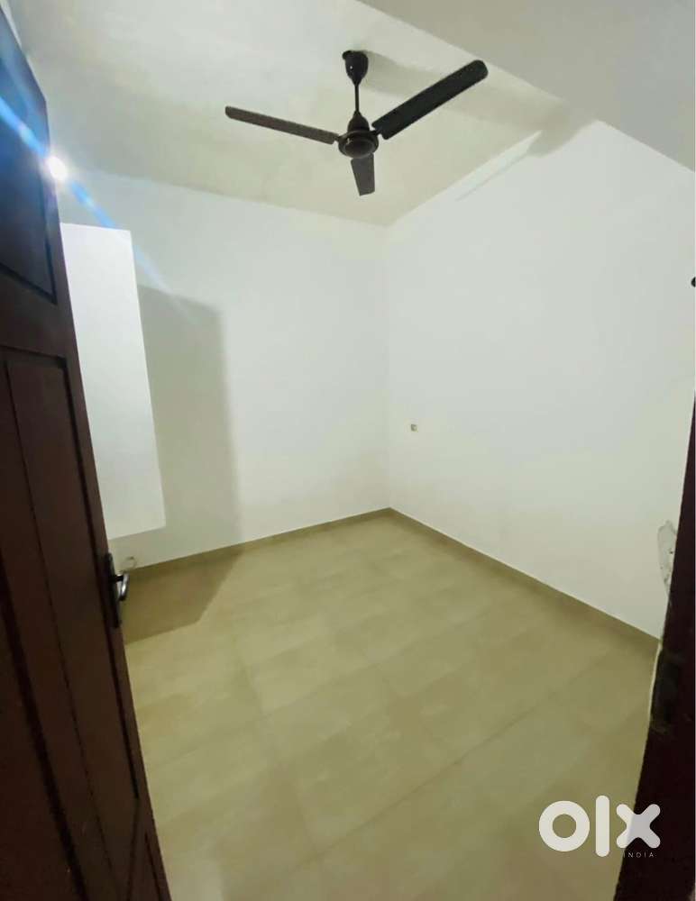 2BHK in Kadavanthra