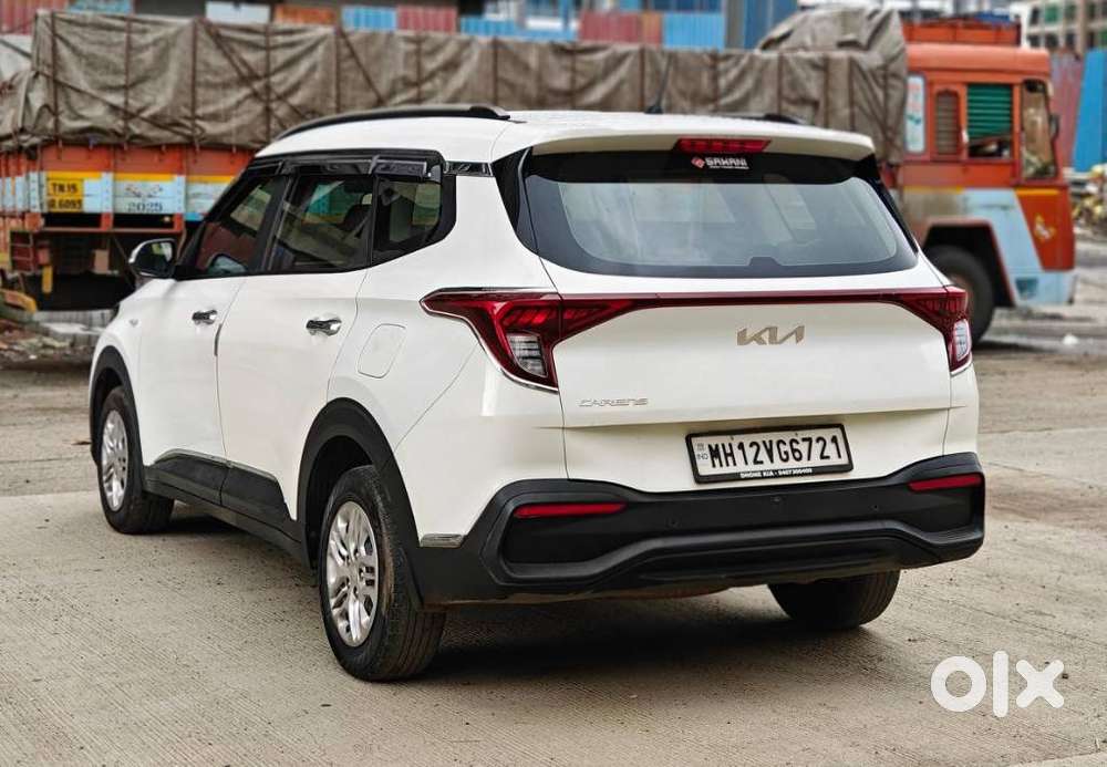 Kia Carens G 1.5 6mt Premium (o) 7-seater, 2023, Petrol