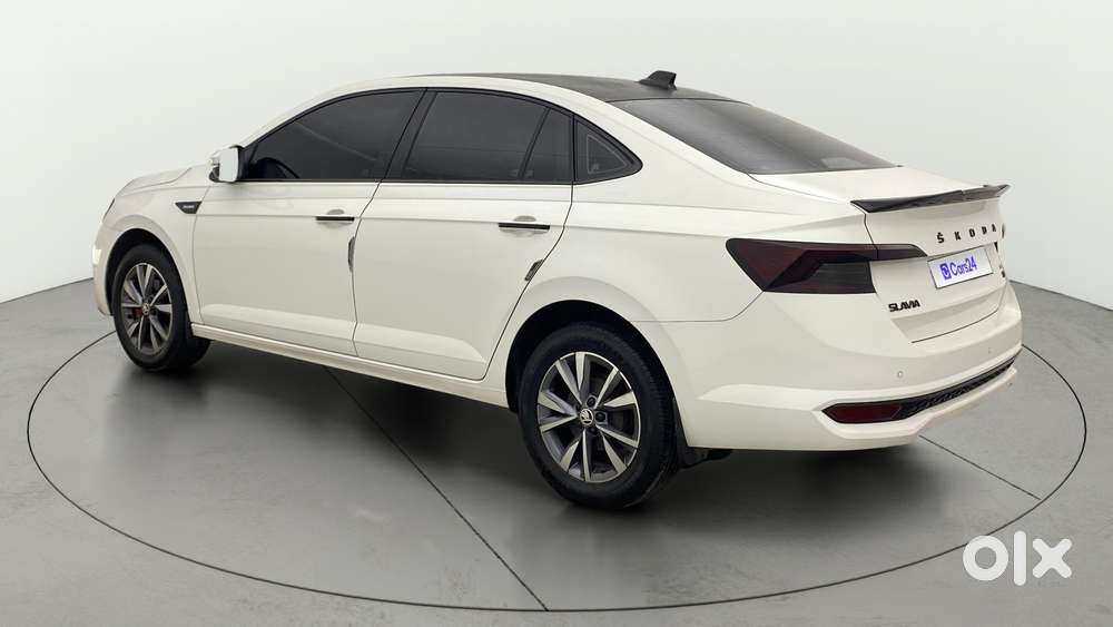Skoda Slavia Style 1.0l Tsi Mt, 2022, Petrol