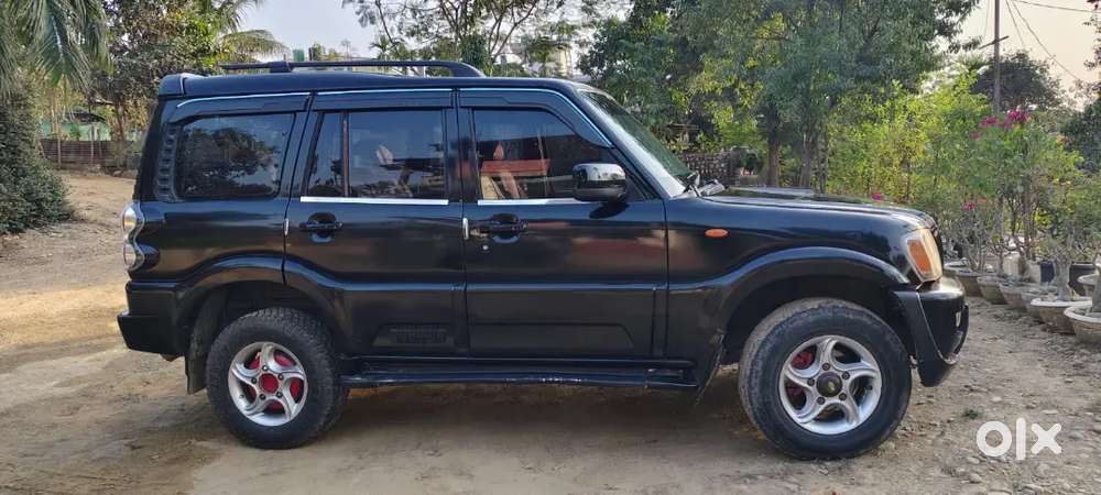 Mahindra Scorpio 2010 Diesel Well Maintained