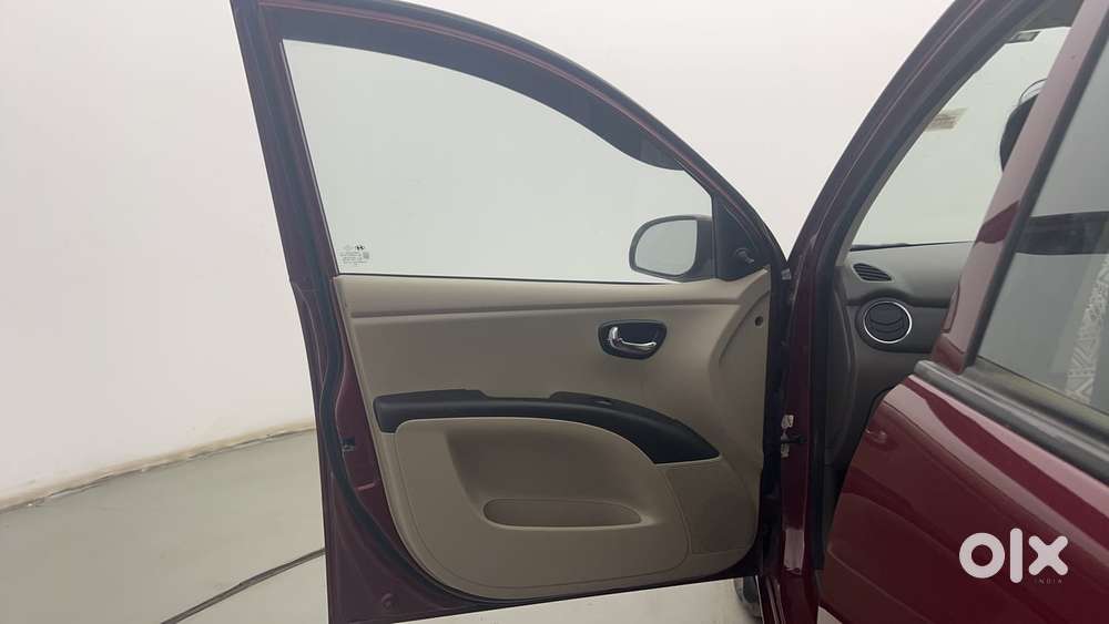 Hyundai I10 Sportz 1.1 Irde2, 2016, Petrol
