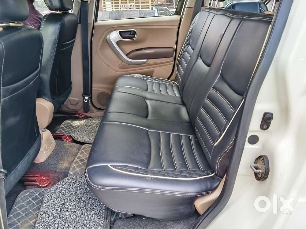 Mahindra Tuv 300 T8, 2015, Diesel