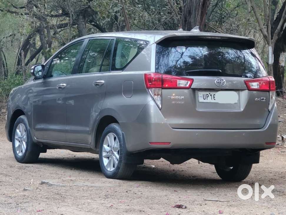 Toyota Innova Crysta 2.4 V 7 Str, 2017, Diesel