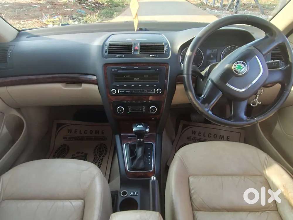 Skoda Laura Elegance 2011 Diesel