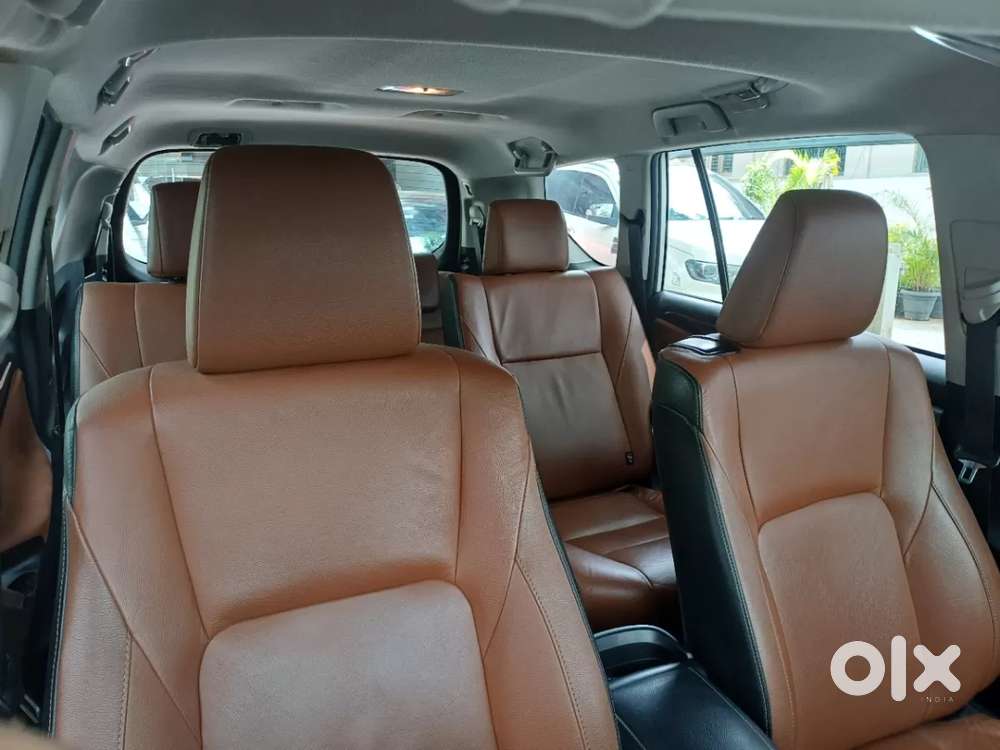 Toyota Innova Crysta 2.8 Zx At 7 Seater, 2017, Diesel