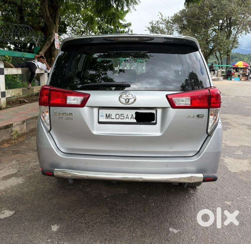 Toyota Innova Crysta 2022 Diesel Well Maintained