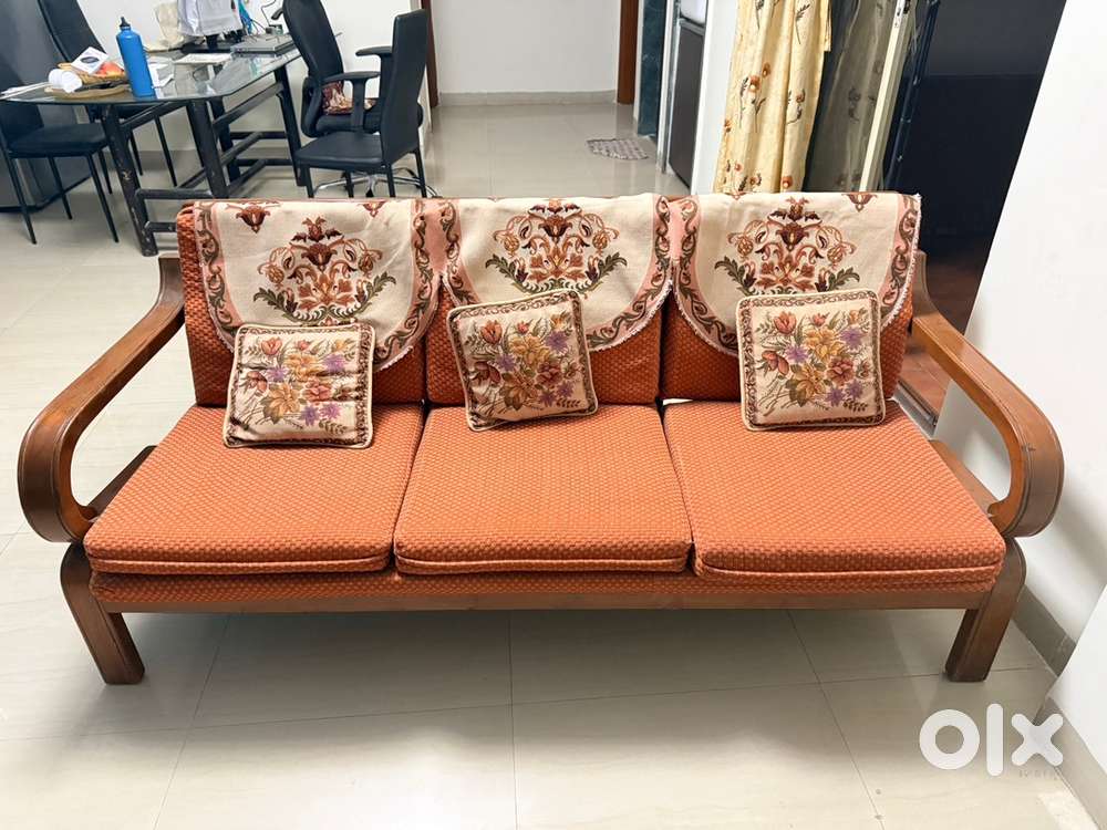 Furniture sale - sofa, bed, dining & coffee table | Kharadi, Pune