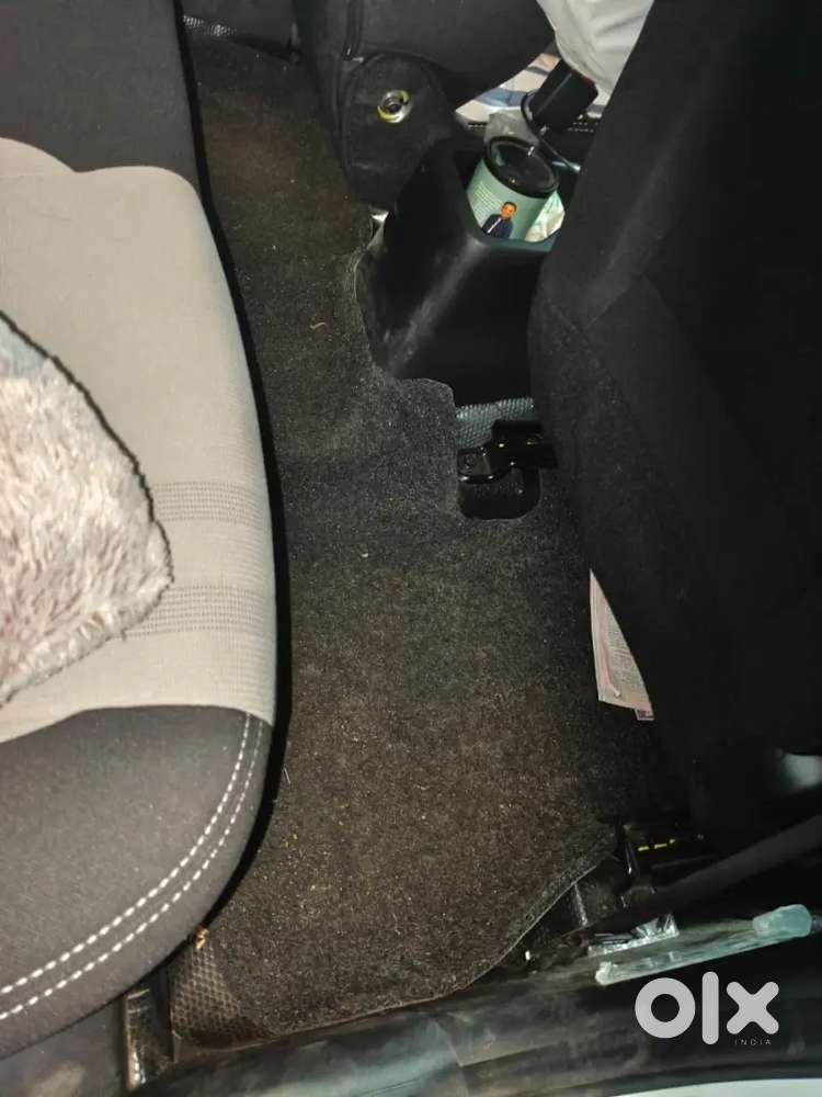 Hyundai Venue E 2025 Petrol