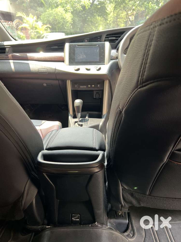 Toyota Innova Crysta [2020-ongoing] 2.4 Gx At 7 Str, 2020, Diesel