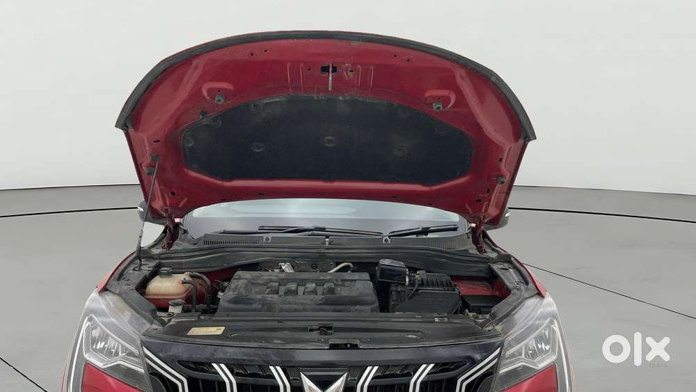 Mahindra Xuv700 2.2 Ax 5 Diesel At Str, 2022, Diesel