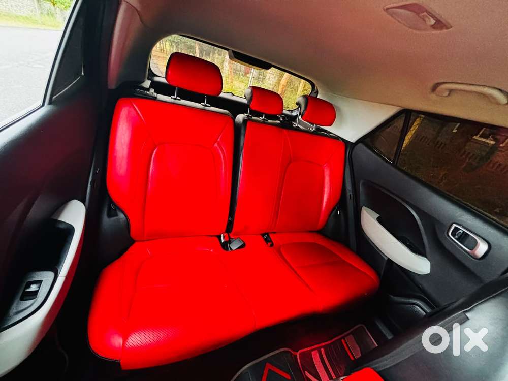 Hyundai Venue, 2023, Petrol