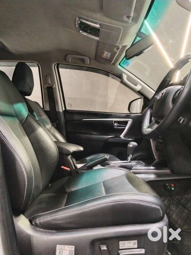Toyota Fortuner 4x2 At 2.7 Petrol, 2025, Petrol