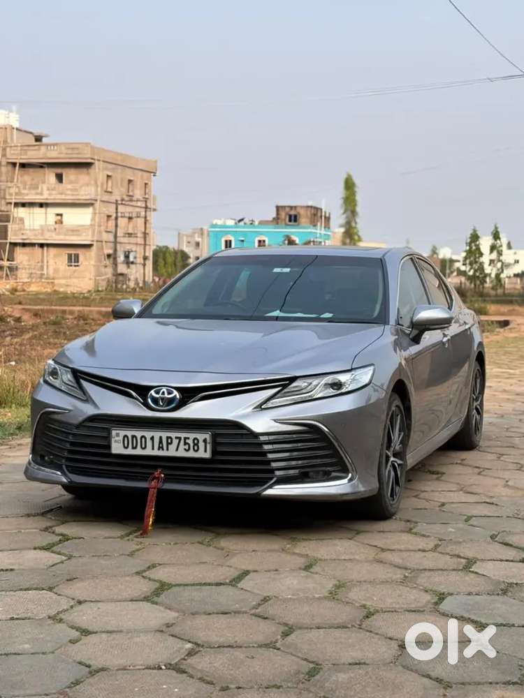 Toyota Camry 2022 Petrol Well Maintained