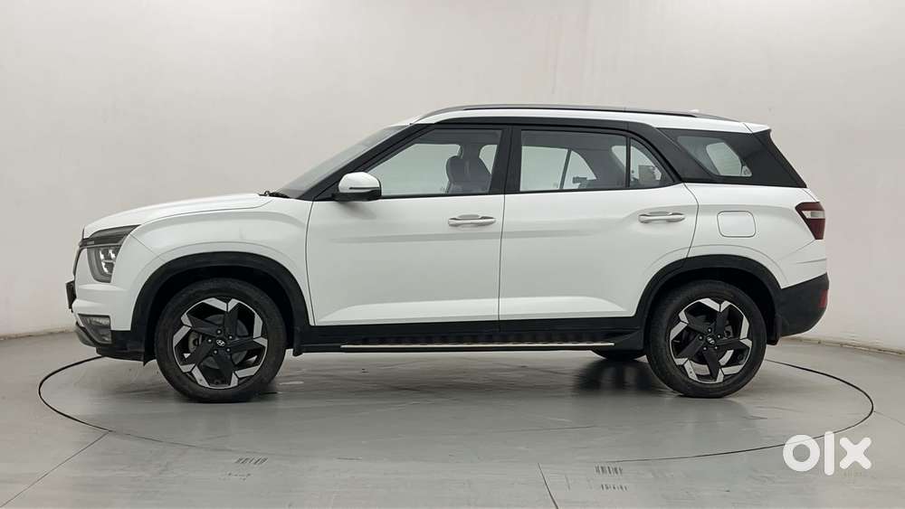 Hyundai Alcazar Platinum (o) 7 Str 1.5 Petrol Dct, 2023, Petrol