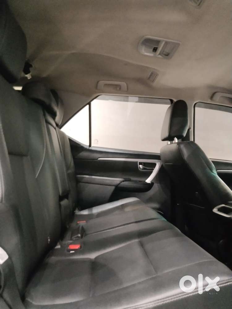 Toyota Fortuner 4x2 At 2.7 Petrol, 2025, Petrol