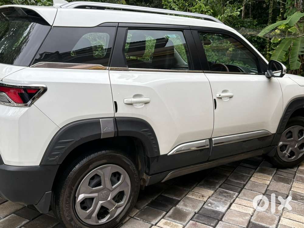 2024 Maruti Suzuki Brezza Lxi