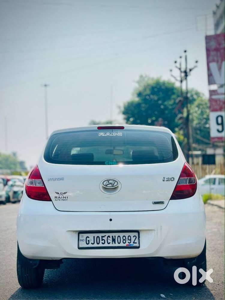 Hyundai I20 1.2 Asta, 2010, Cng & Hybrids