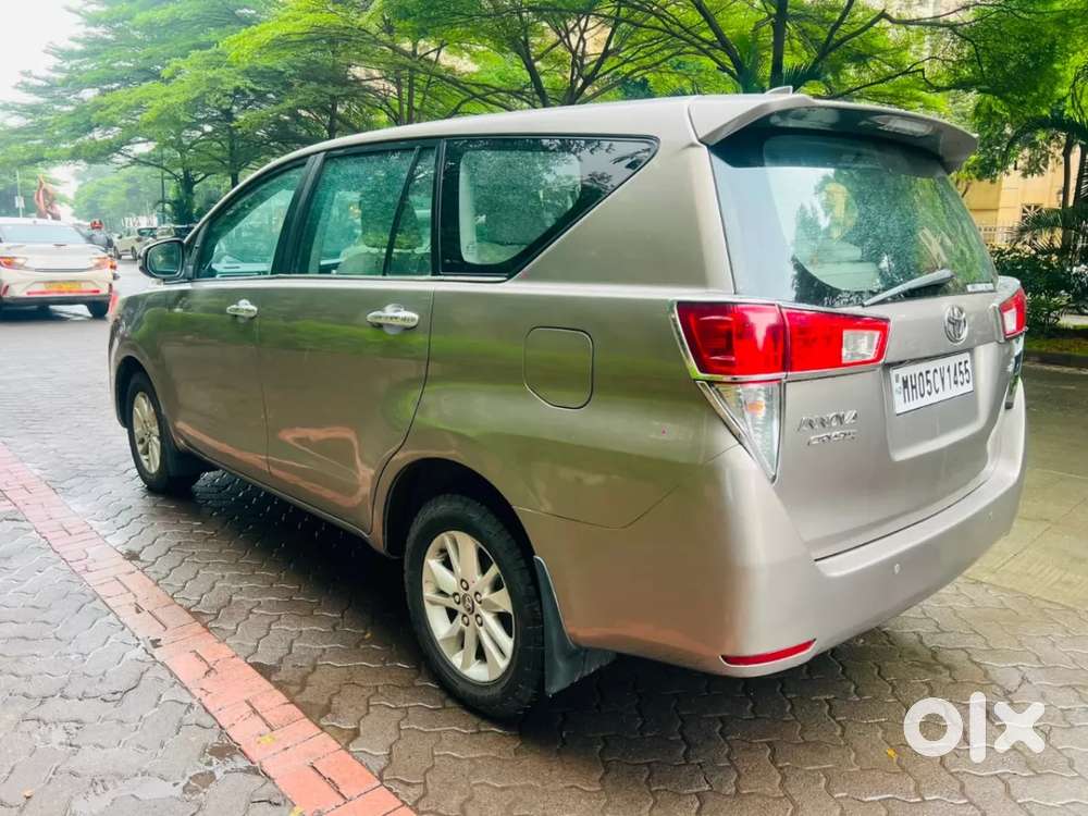 Toyota Innova Crysta 2.4 V 7 Str, 2016, Diesel