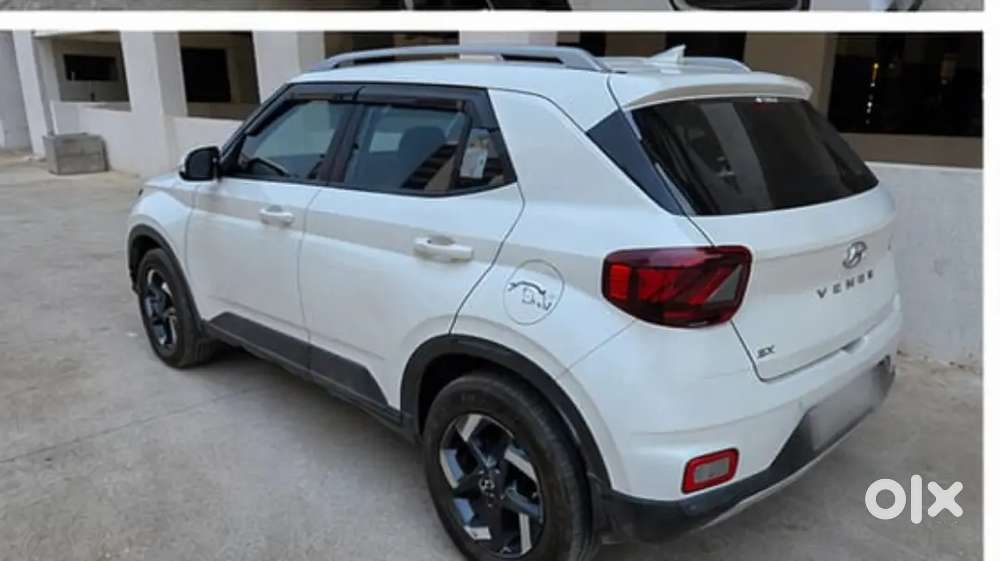 Hyundai Venue 2021 Diesel Well Maintained