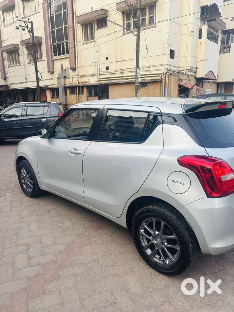Maruti Suzuki Swift 1.2 Vxi (o), 2023, Petrol