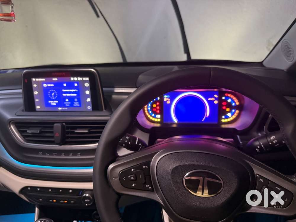 Tata Altroz Xza Plus S Automatic With Sunroof