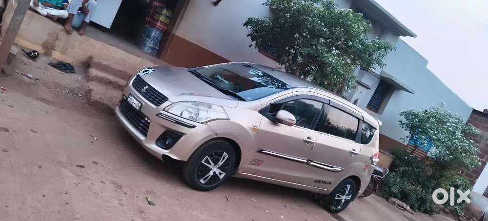 Maruti Suzuki Ertiga 2013 Diesel 230000 Km Driven