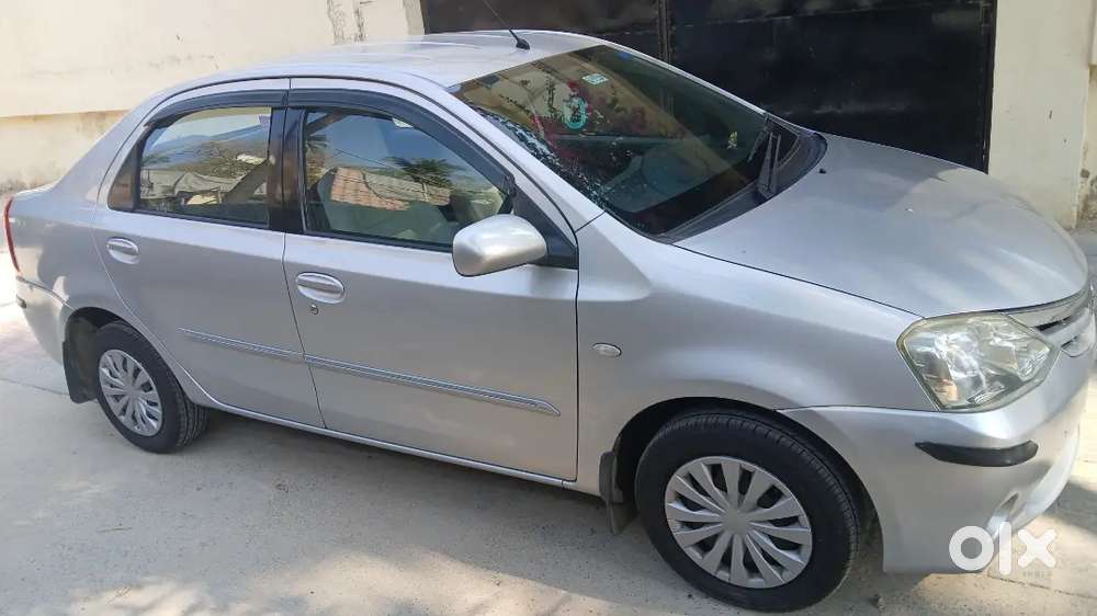 Toyota Etios 2012 1.5g Petrol Silver Well Maintained