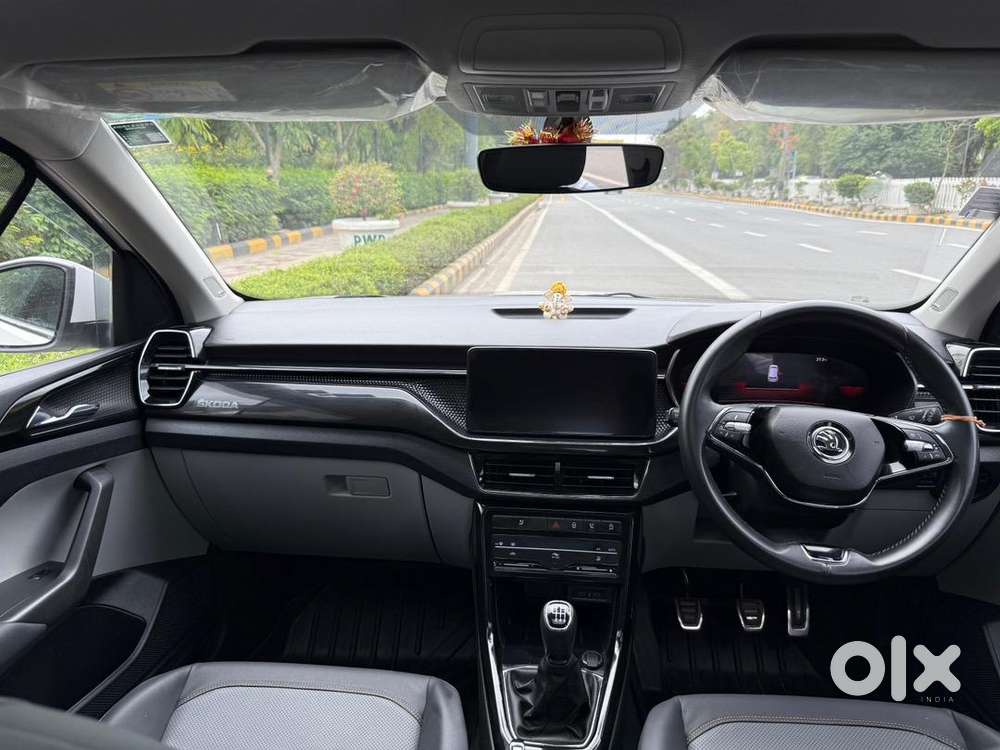 Skoda Kushaq 1.5 Mt Prestige With Smp, Ew & 0-debt Insurance