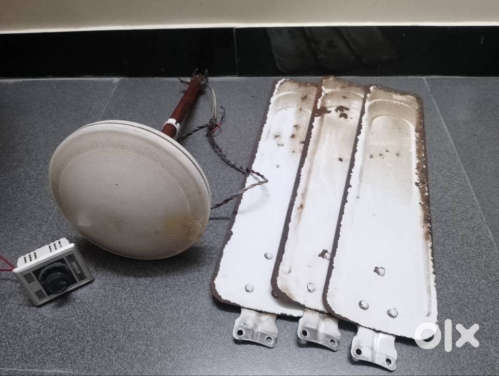 Bajaj Ceiling Fan with Regulator