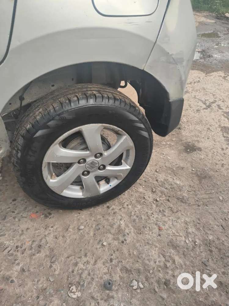 Maruti Suzuki Celerio Zxi 2015 Top Petrol+cng Pass & Fitted Outside
